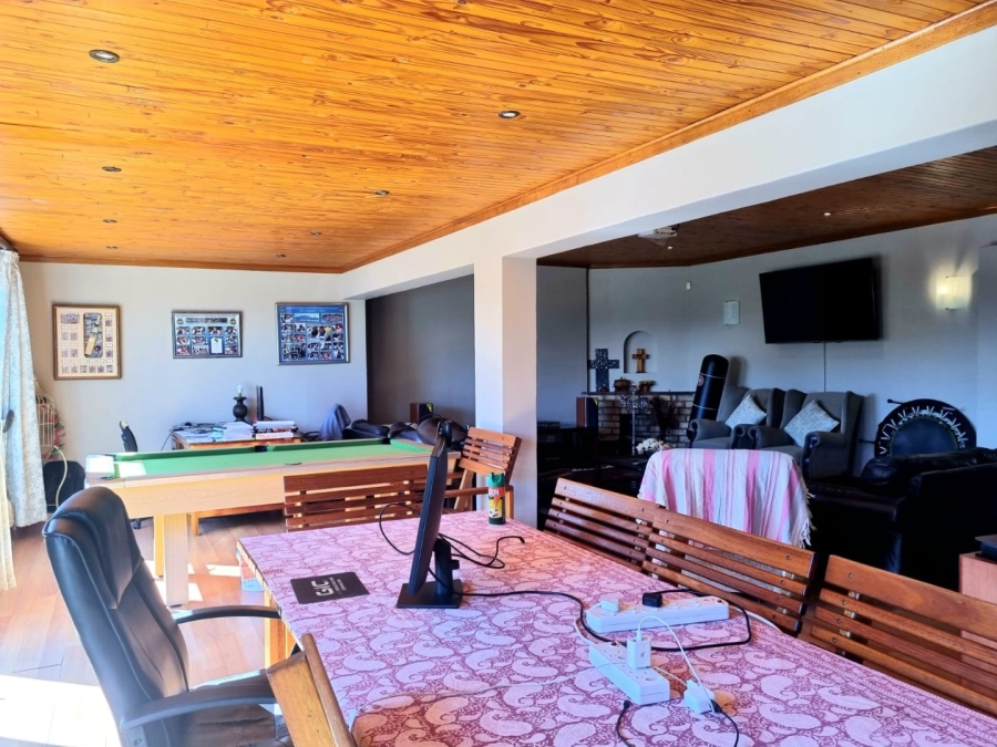 4 Bedroom Property for Sale in El Toro Park Northern Cape